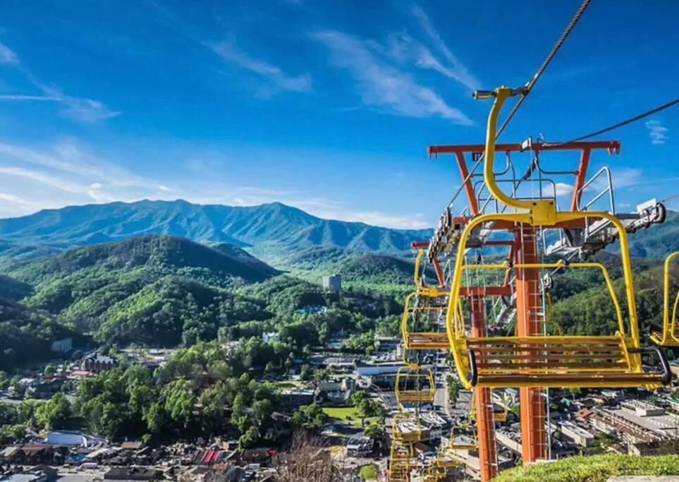 Honeymoon Couples Cabin Secluded, Hot Tub, Views Sevierville Exteriér fotografie