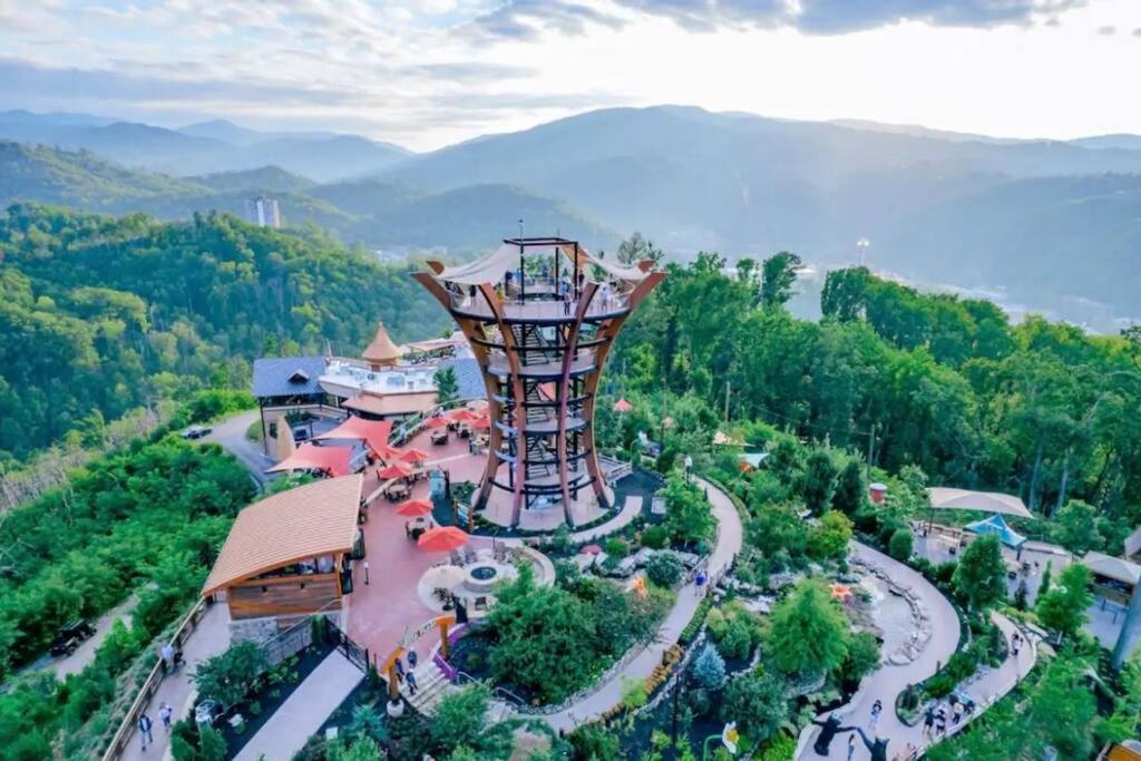 Honeymoon Couples Cabin Secluded, Hot Tub, Views Sevierville Exteriér fotografie